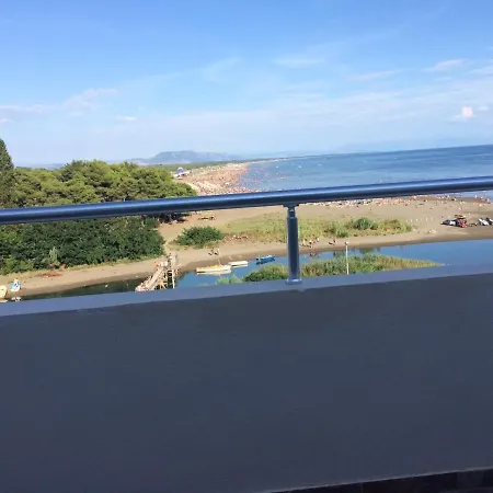Sand And Sea Apartments Ulcinj Exterior photo