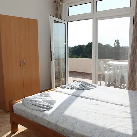 Sand And Sea Apartments Ulcinj Exterior photo